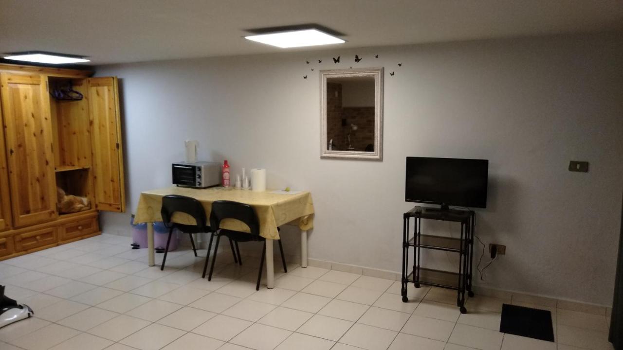 Monolocale Via Leopardi Hotel Pescara Bagian luar foto